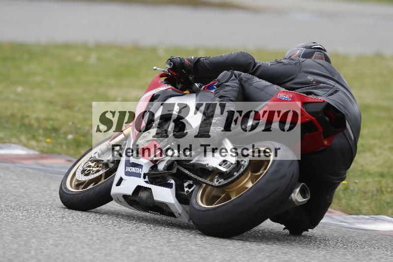 /Archiv-2025/08 20.04.2025 Speer Racing ADR/Gruppe gruen/454